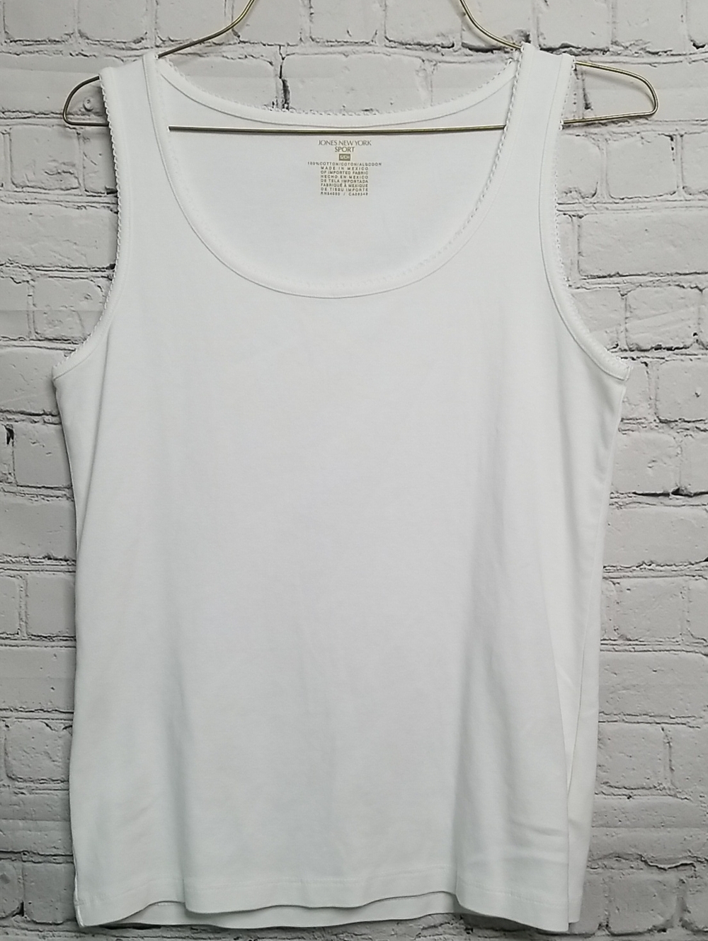 Jones New York Sport womens tank top size Small scoop neck 100% cotton EUC